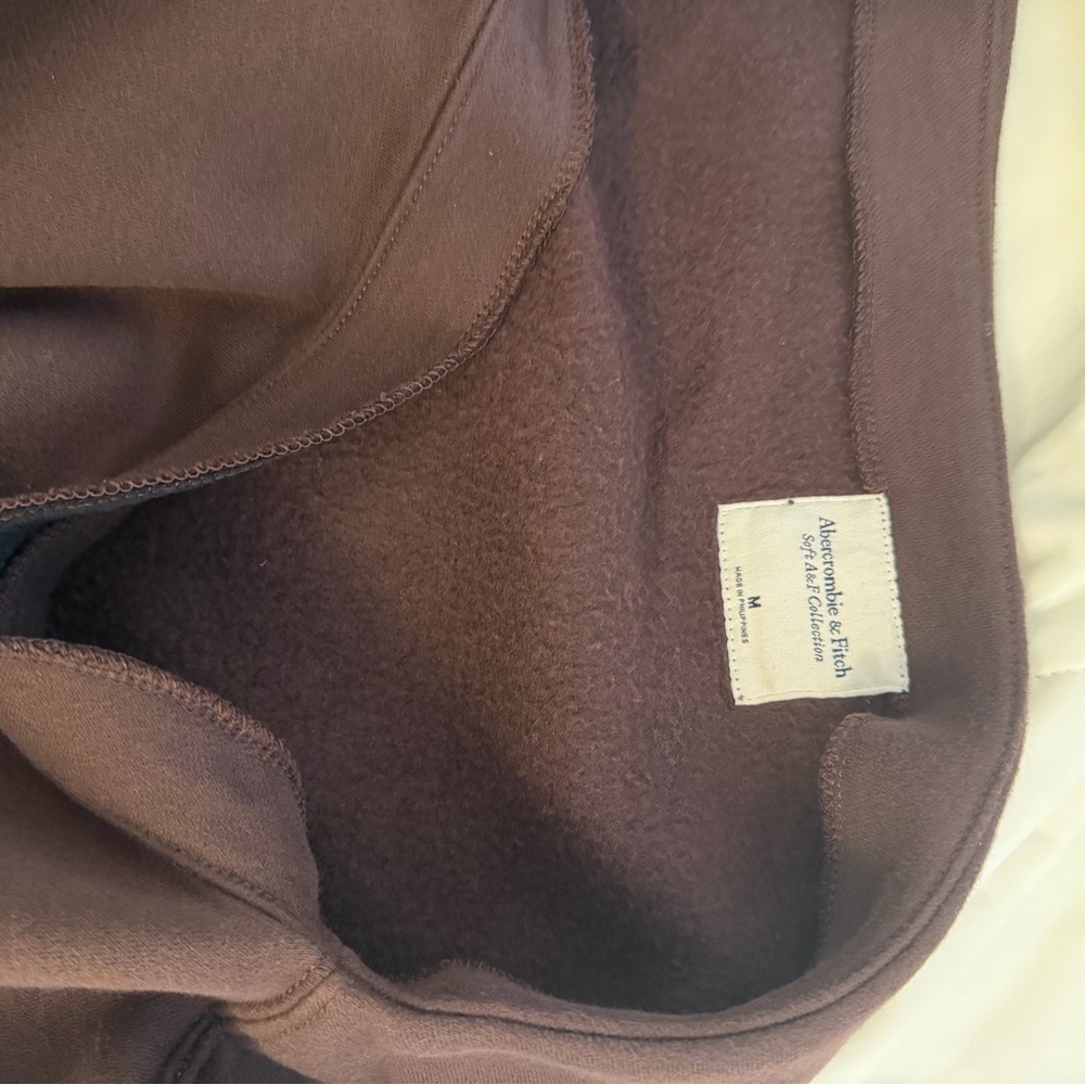 Abercrombie & Fitch Chocolate Brown off the shoulder Sweater - Picture 2 of 2